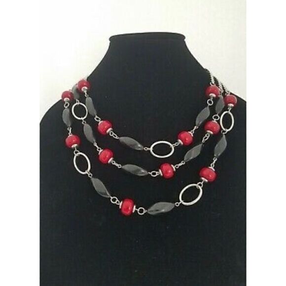 VNT Erica Lyons Deep Classic Red and black beaded necklace NWT - Picture 5 of 5